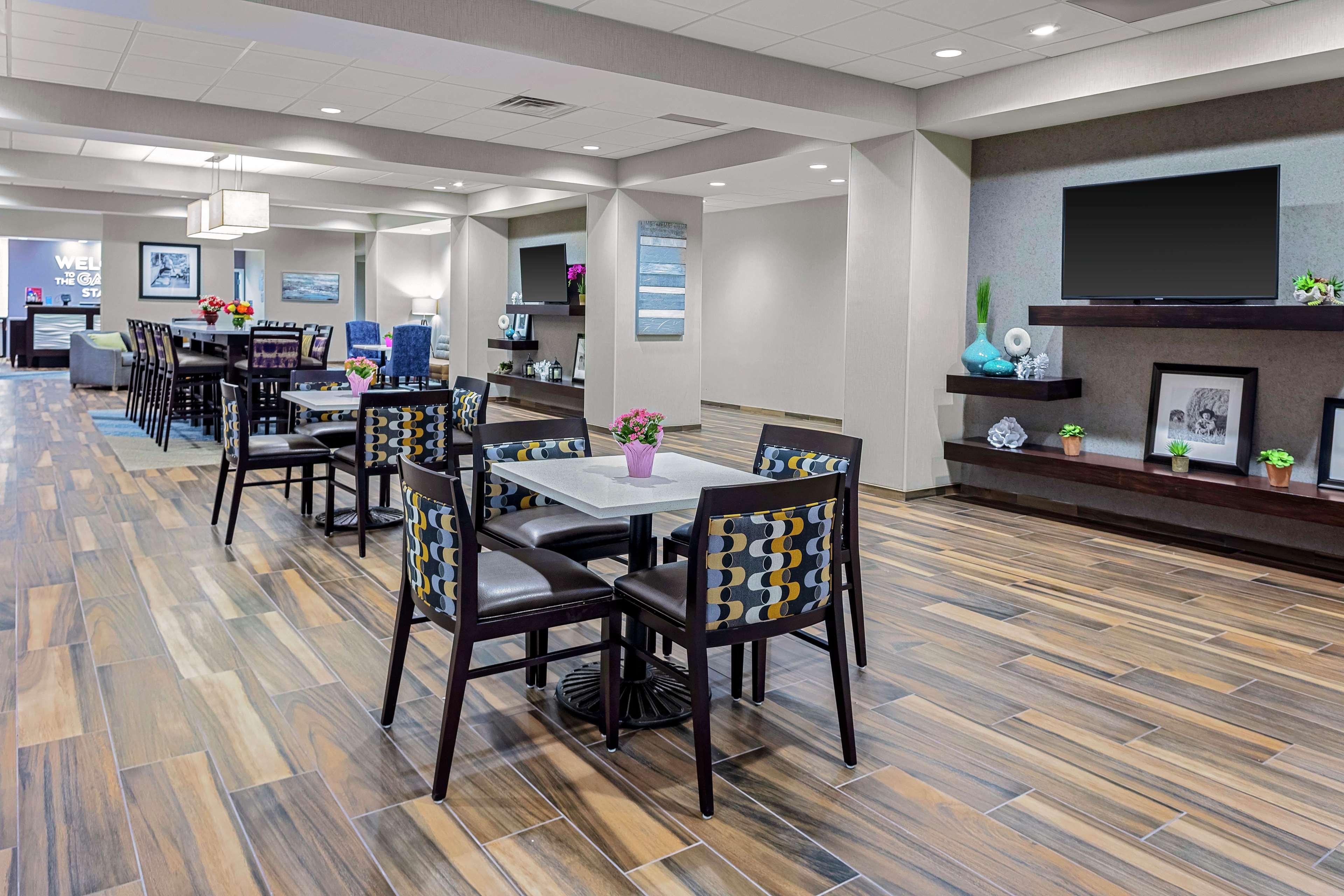 Hampton Inn Cranbury Εξωτερικό φωτογραφία