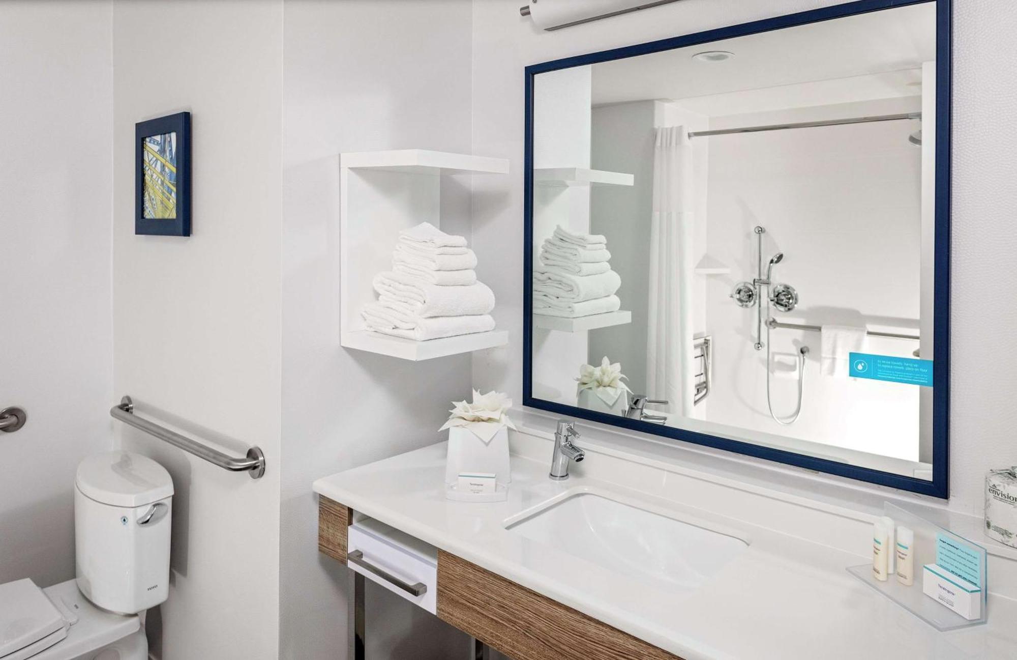 Hampton Inn Cranbury Εξωτερικό φωτογραφία
